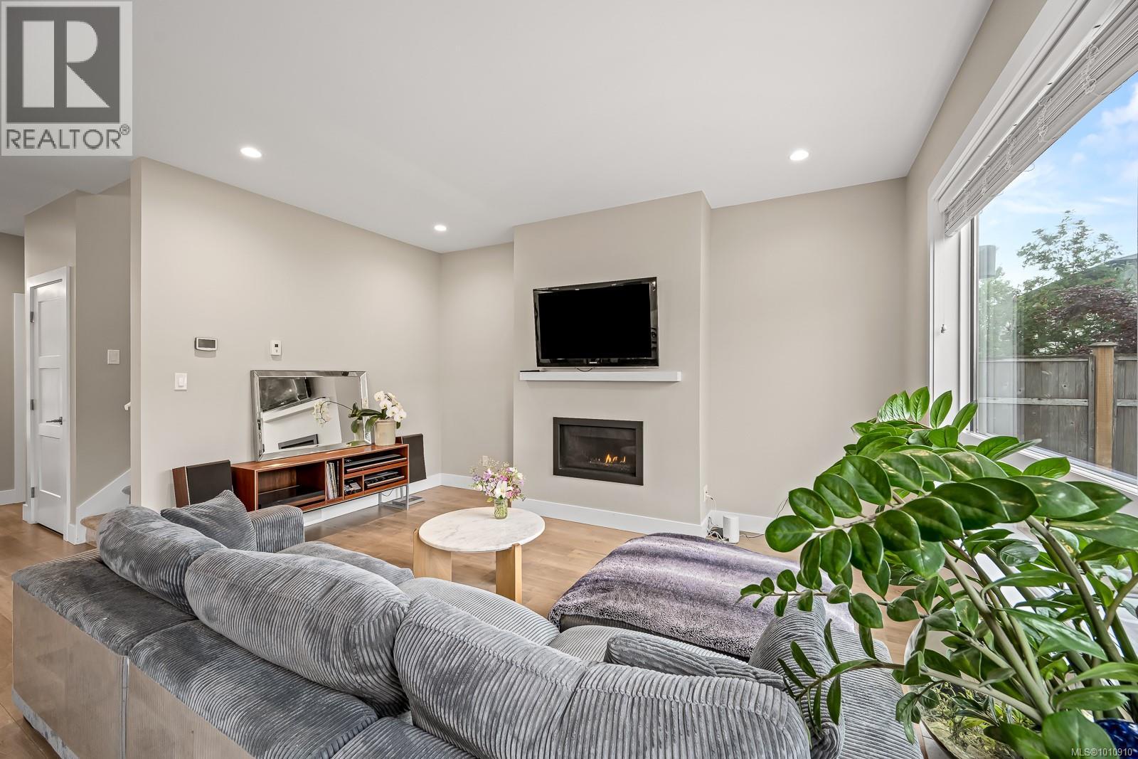 46 2607 Kendal Ave, Cumberland
