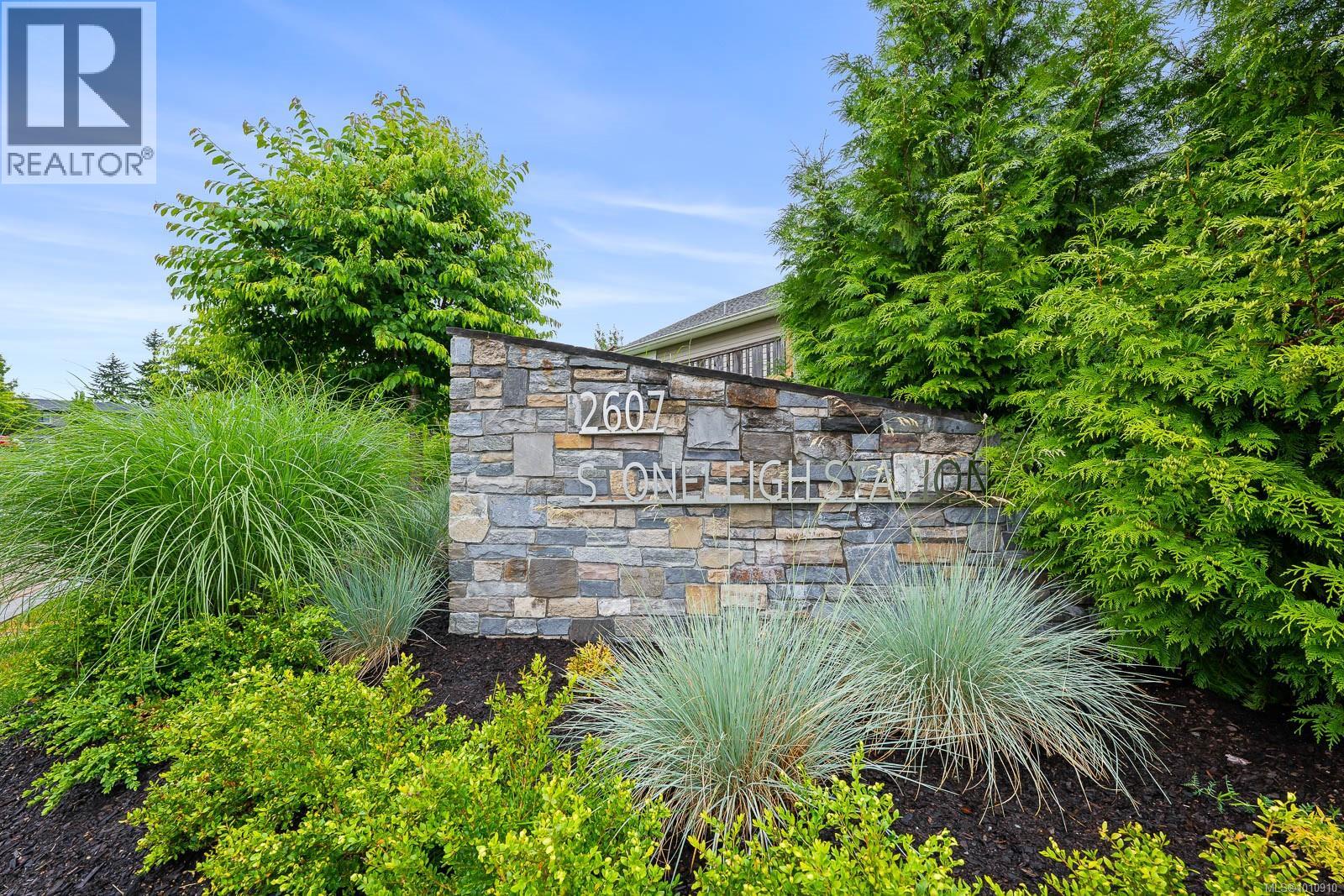 46 2607 Kendal Ave, Cumberland