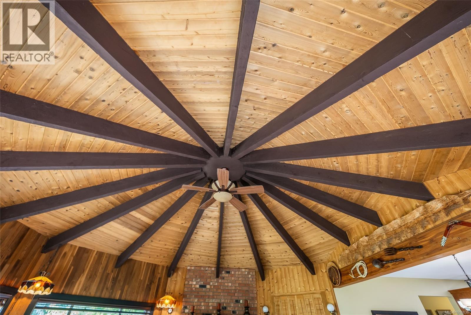 Photo 33 of 807 Shorewood Dr, Parksville BC