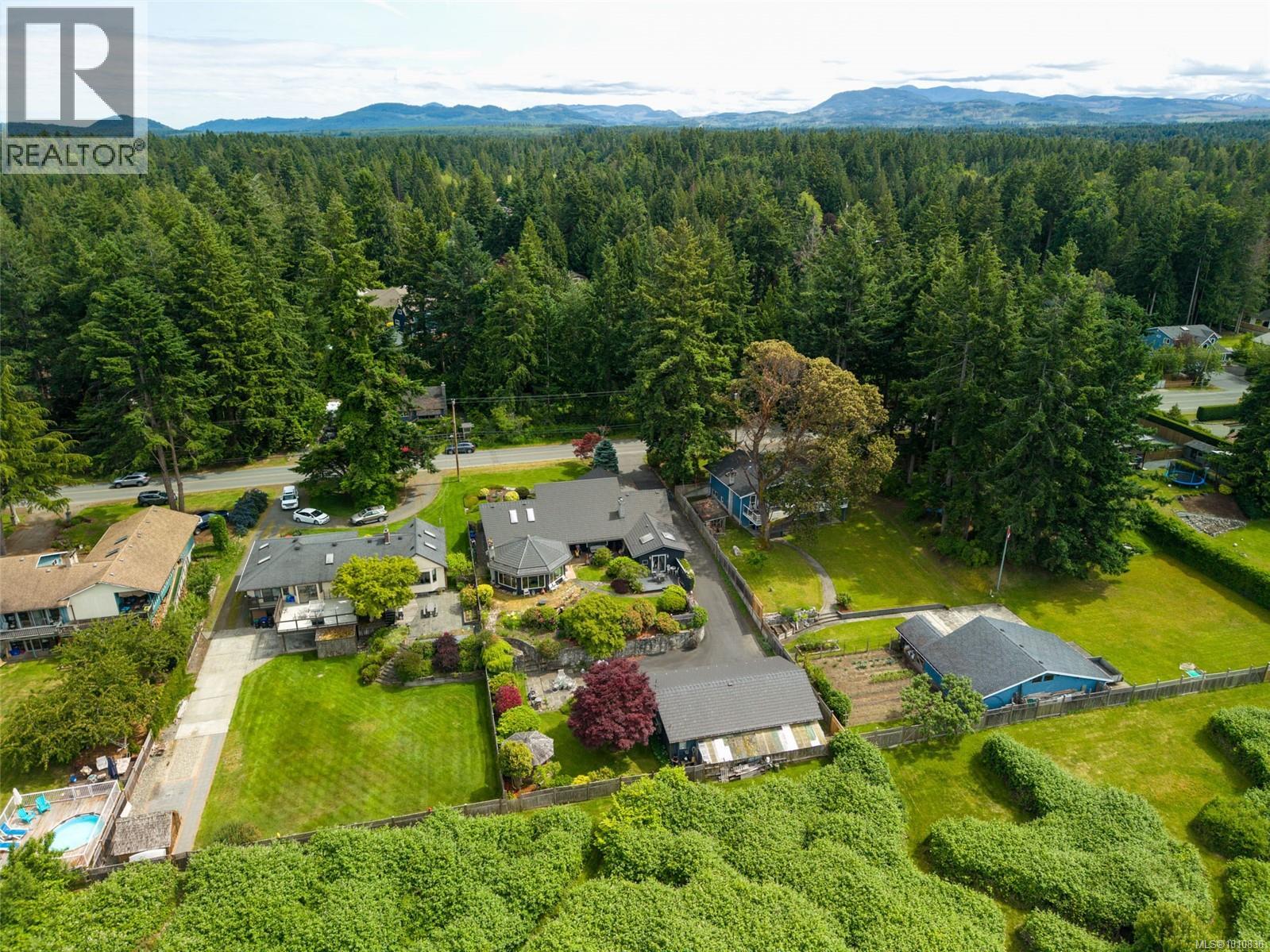 Photo 46 of 807 Shorewood Dr, Parksville BC