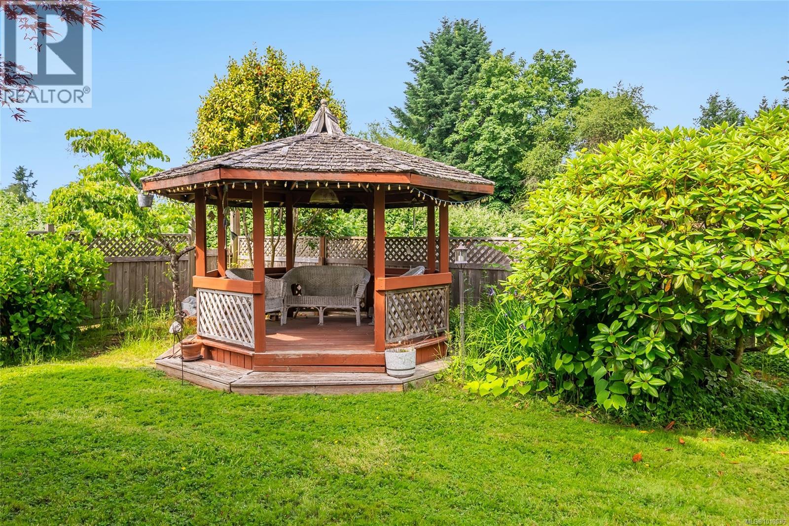 Photo 44 of 807 Shorewood Dr, Parksville BC