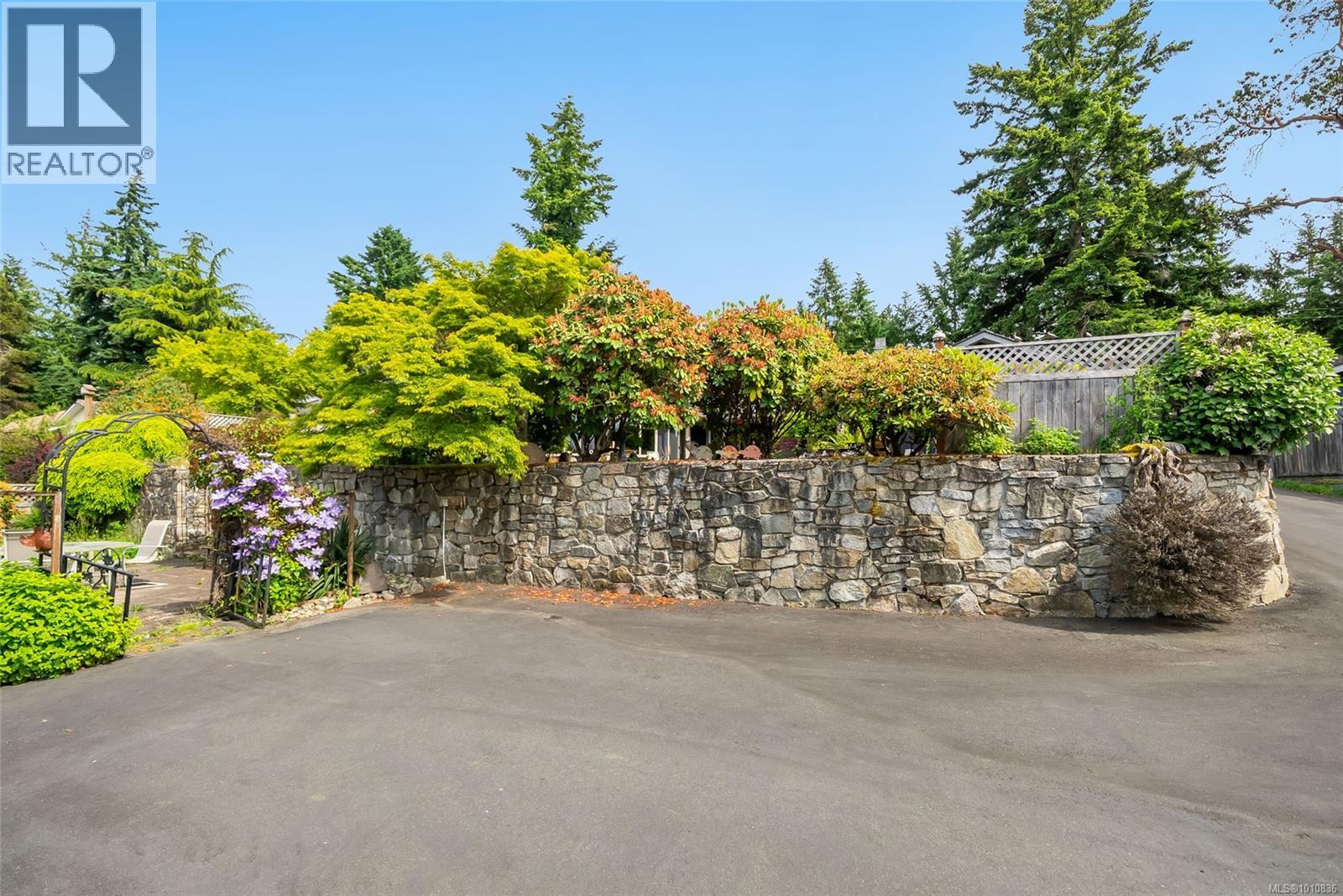 Photo 65 of 807 Shorewood Dr, Parksville BC