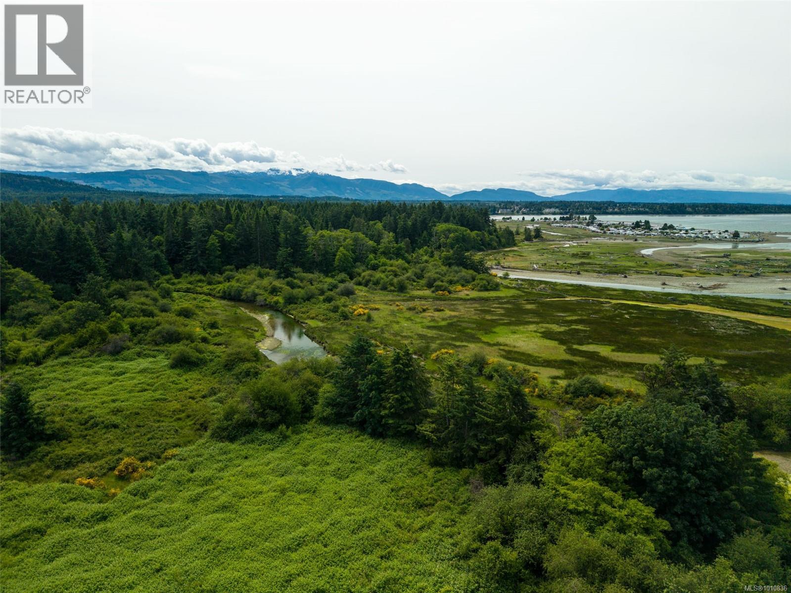 Photo 27 of 807 Shorewood Dr, Parksville BC