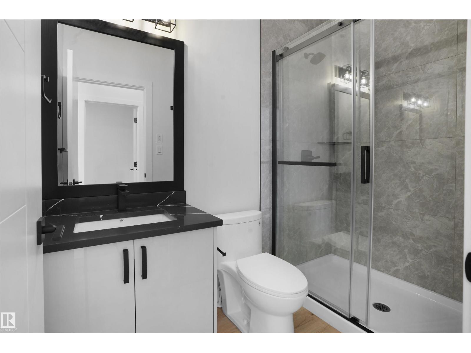 Photo 6 of 3322 Chickadee Dr Nw, Edmonton AB
