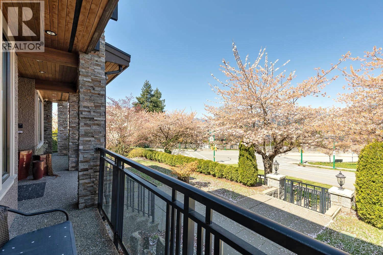 Photo 39 of 7120 Ridge Drive, Burnaby BC
