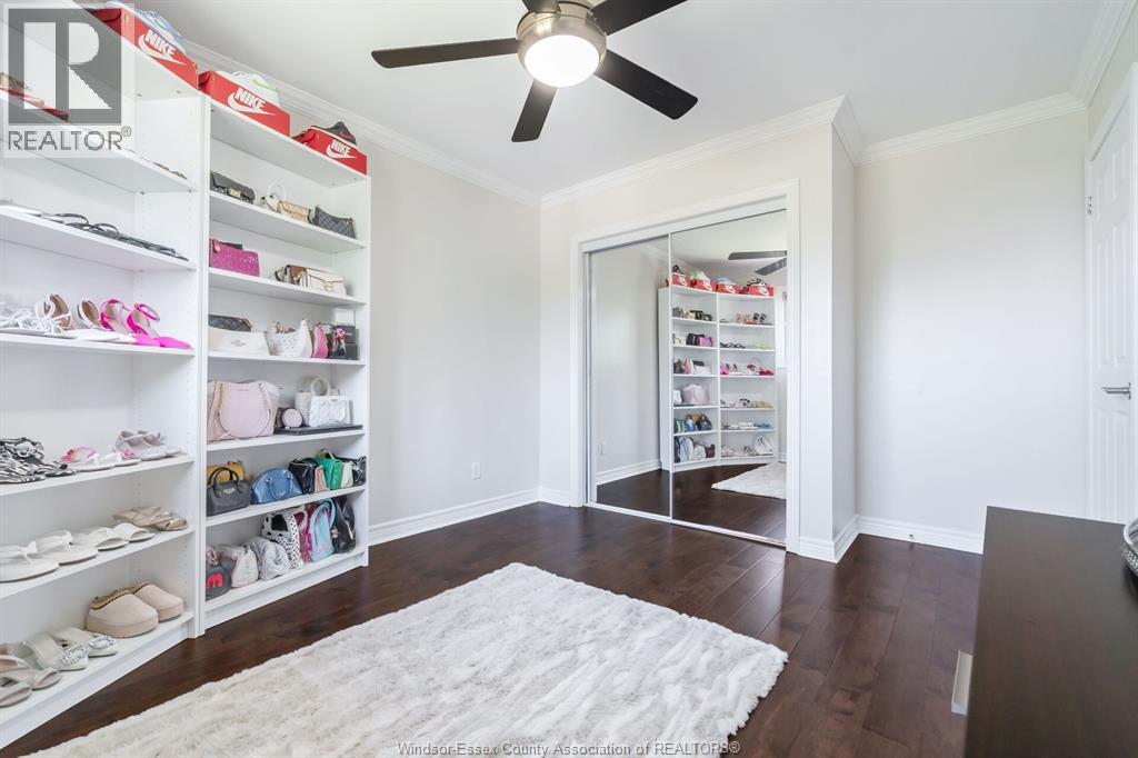 Photo 15 of 28 Carter Avenue, Leamington ON