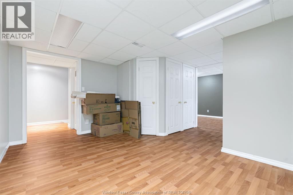 Photo 36 of 28 Carter Avenue, Leamington ON