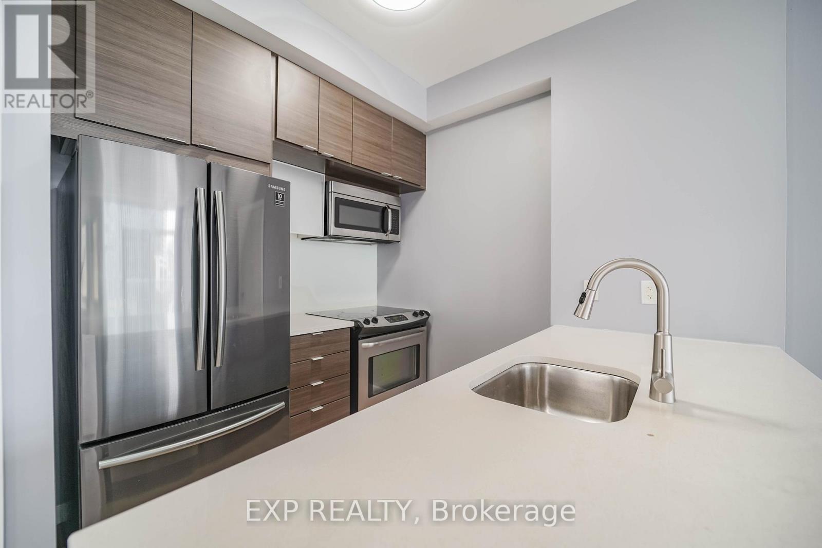 Photo 16 of 408 62 Forest Manor Road, Toronto ON