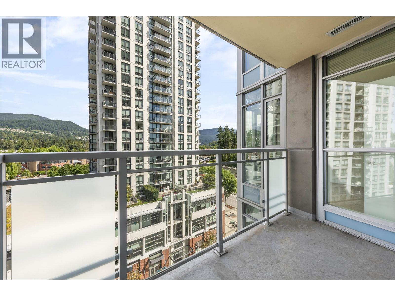 Photo 28 of 1002 3008 Glen Drive, Coquitlam BC