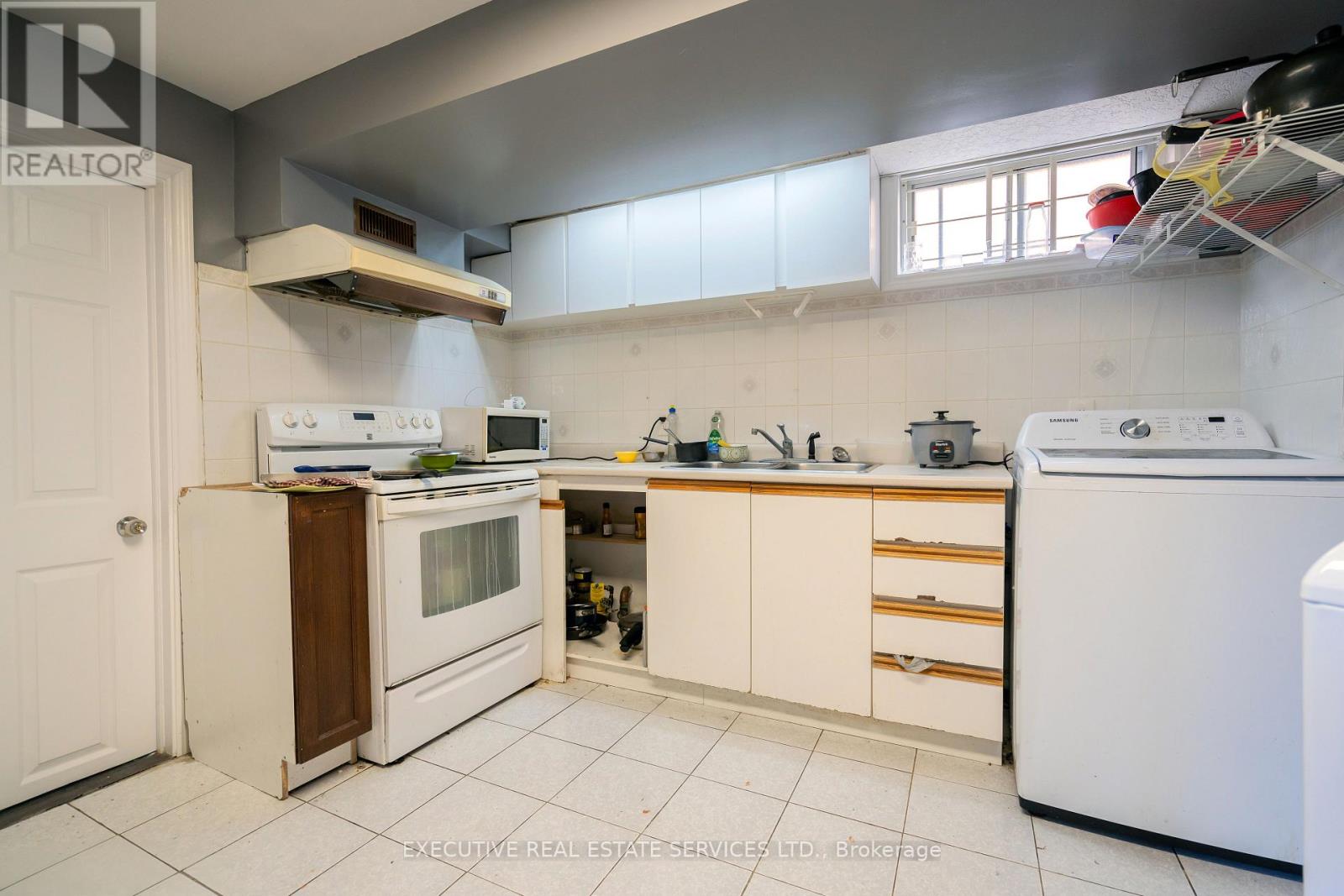 Photo 25 of 32 Brimorton Drive, Toronto ON
