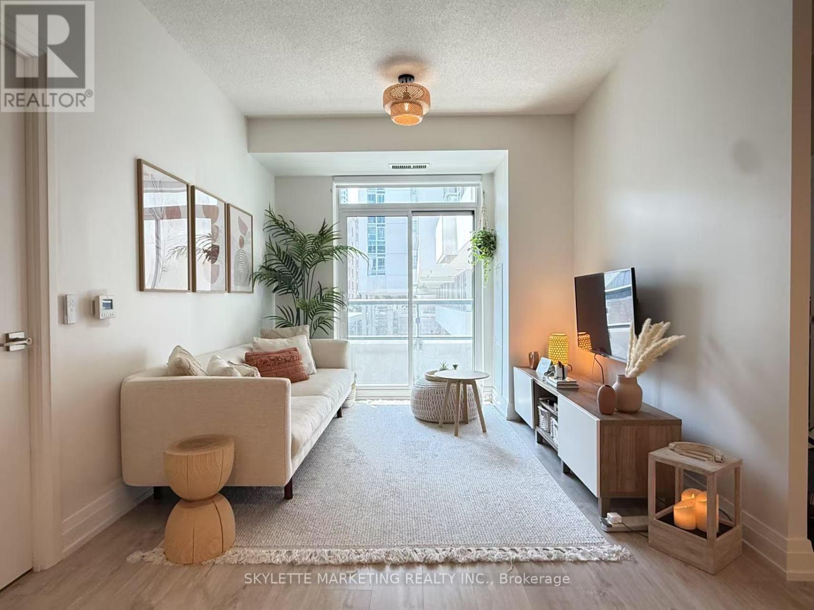 Photo 8 of 330 591 Sheppard Avenue E, Toronto ON