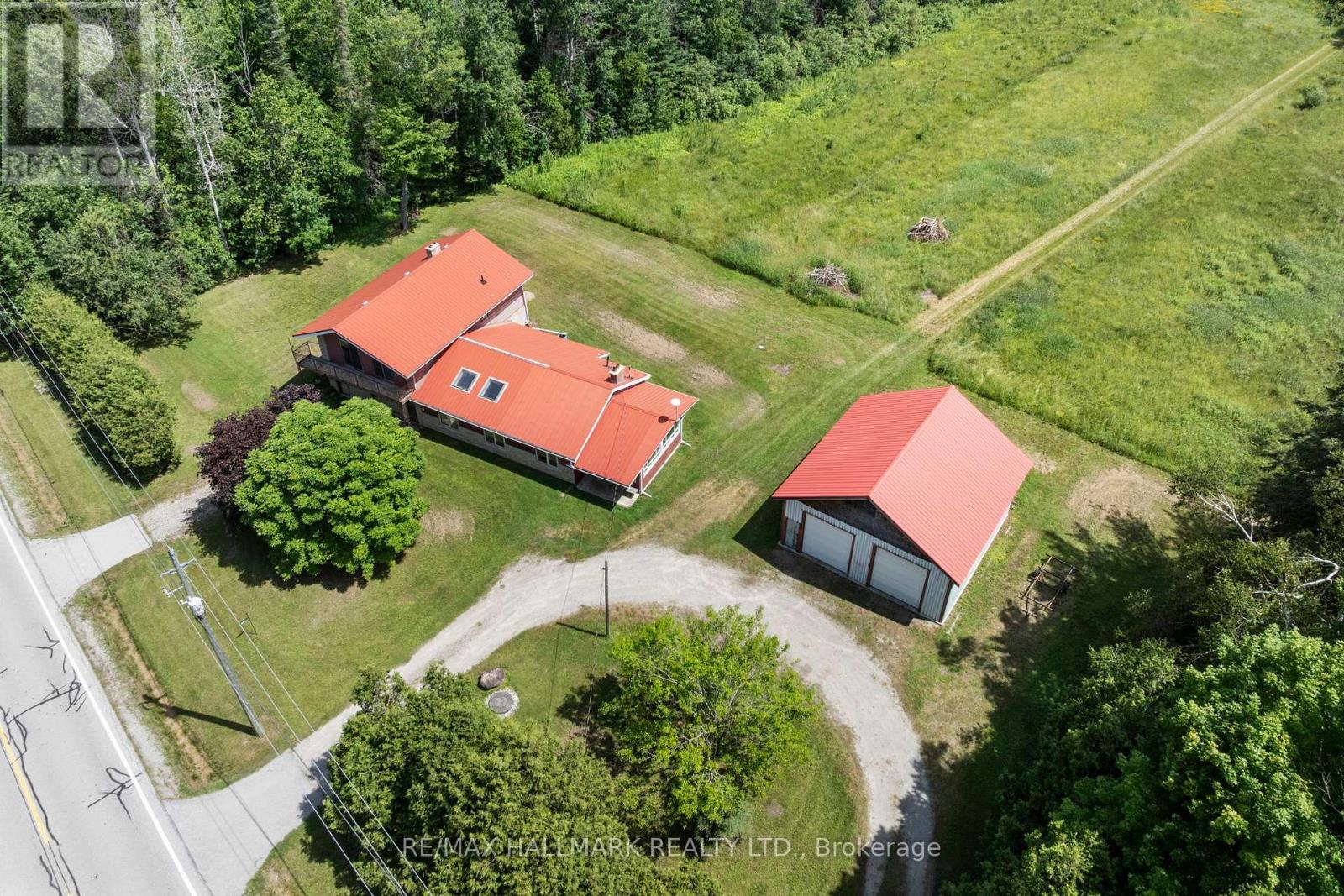 Photo 16 of 24093 Weirs Side Road, Georgina ON
