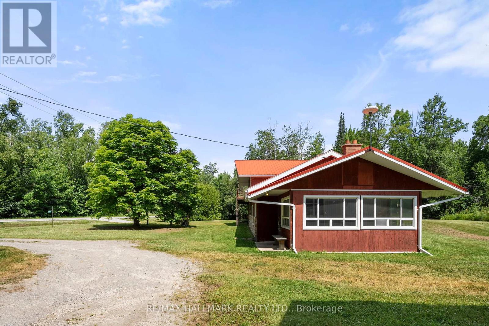 Photo 17 of 24093 Weirs Side Road, Georgina ON
