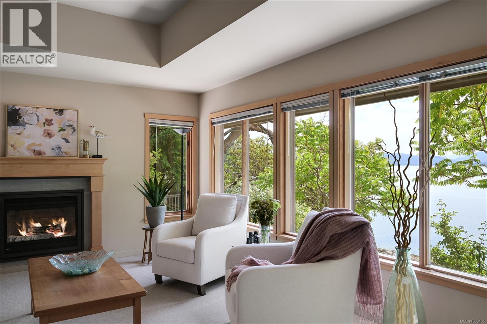 114 Arbutus Rd, Salt Spring