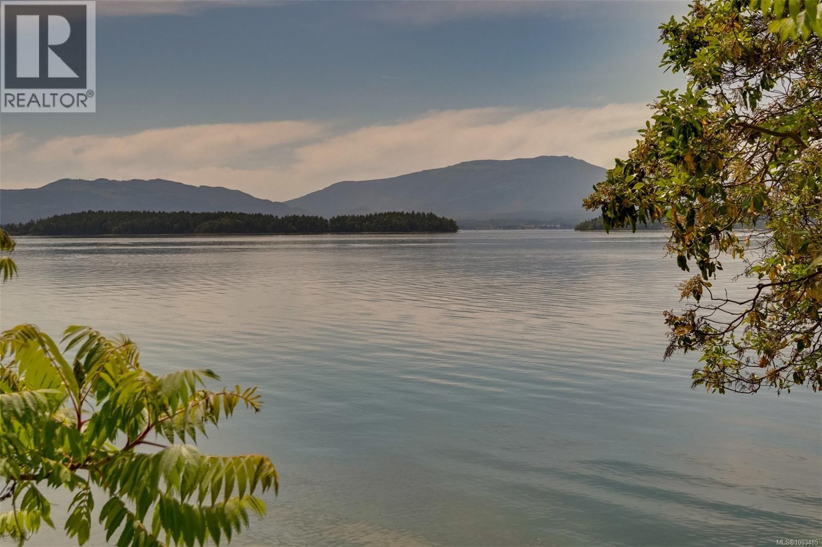 114 Arbutus Rd, Salt Spring