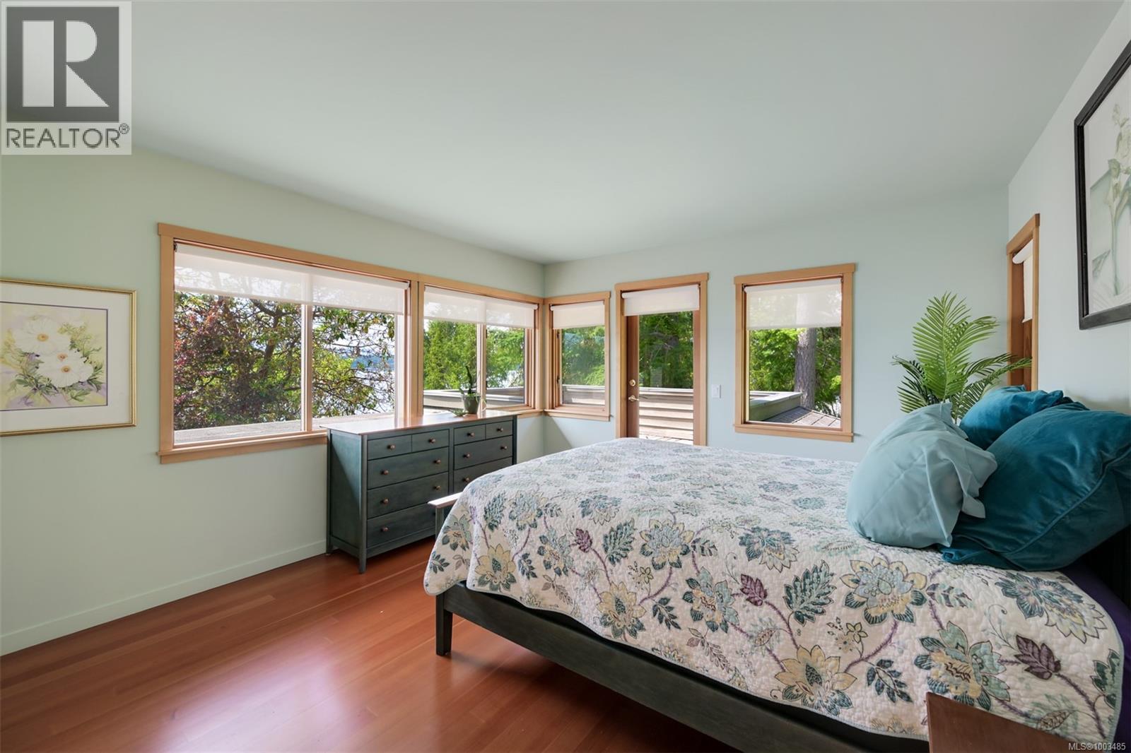 114 Arbutus Rd, Salt Spring