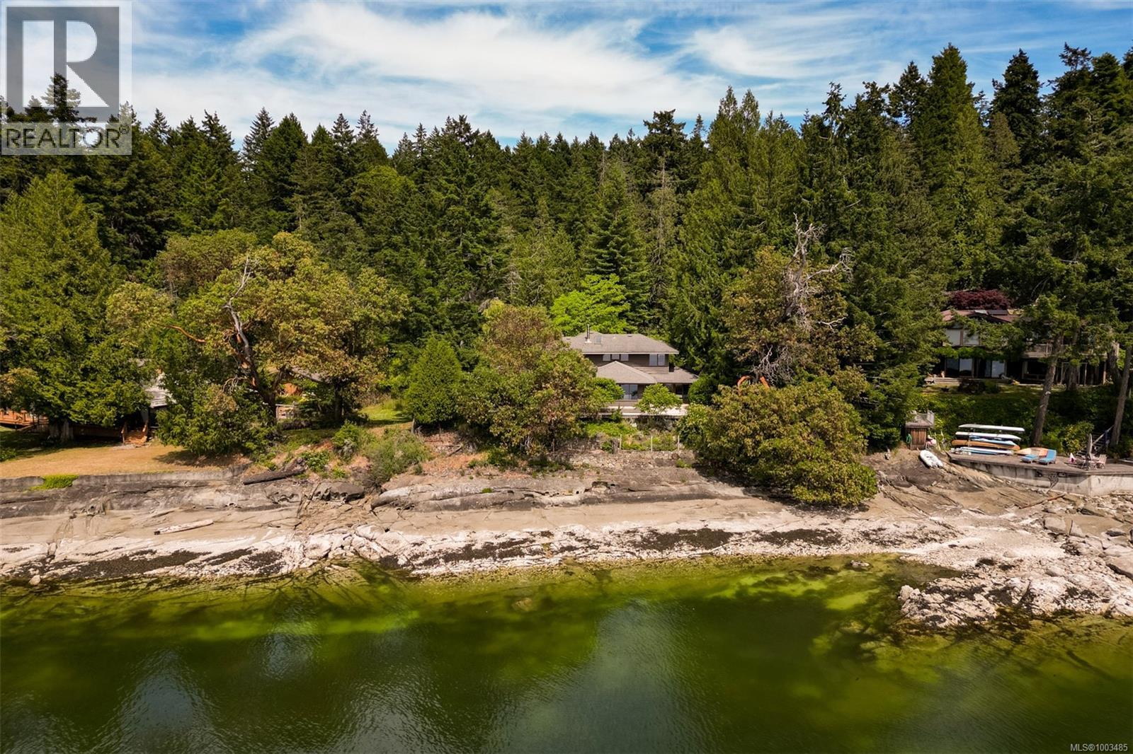 114 Arbutus Rd, Salt Spring