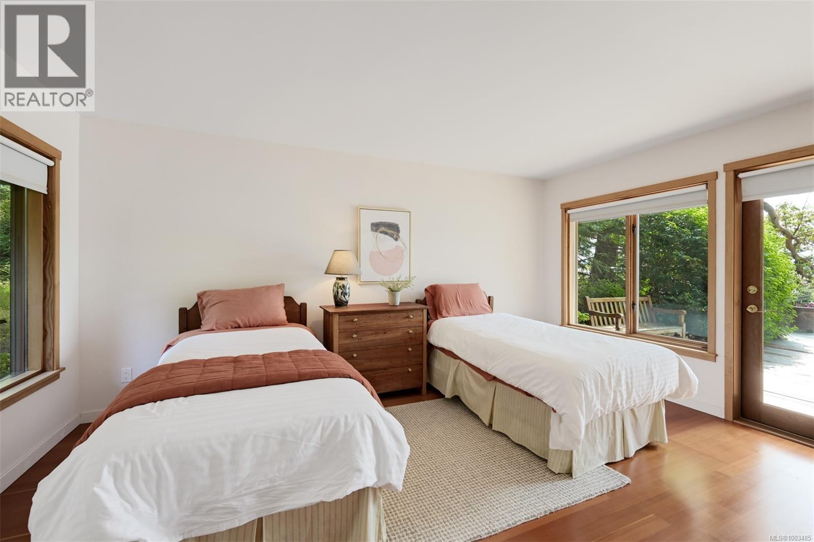 114 Arbutus Rd, Salt Spring