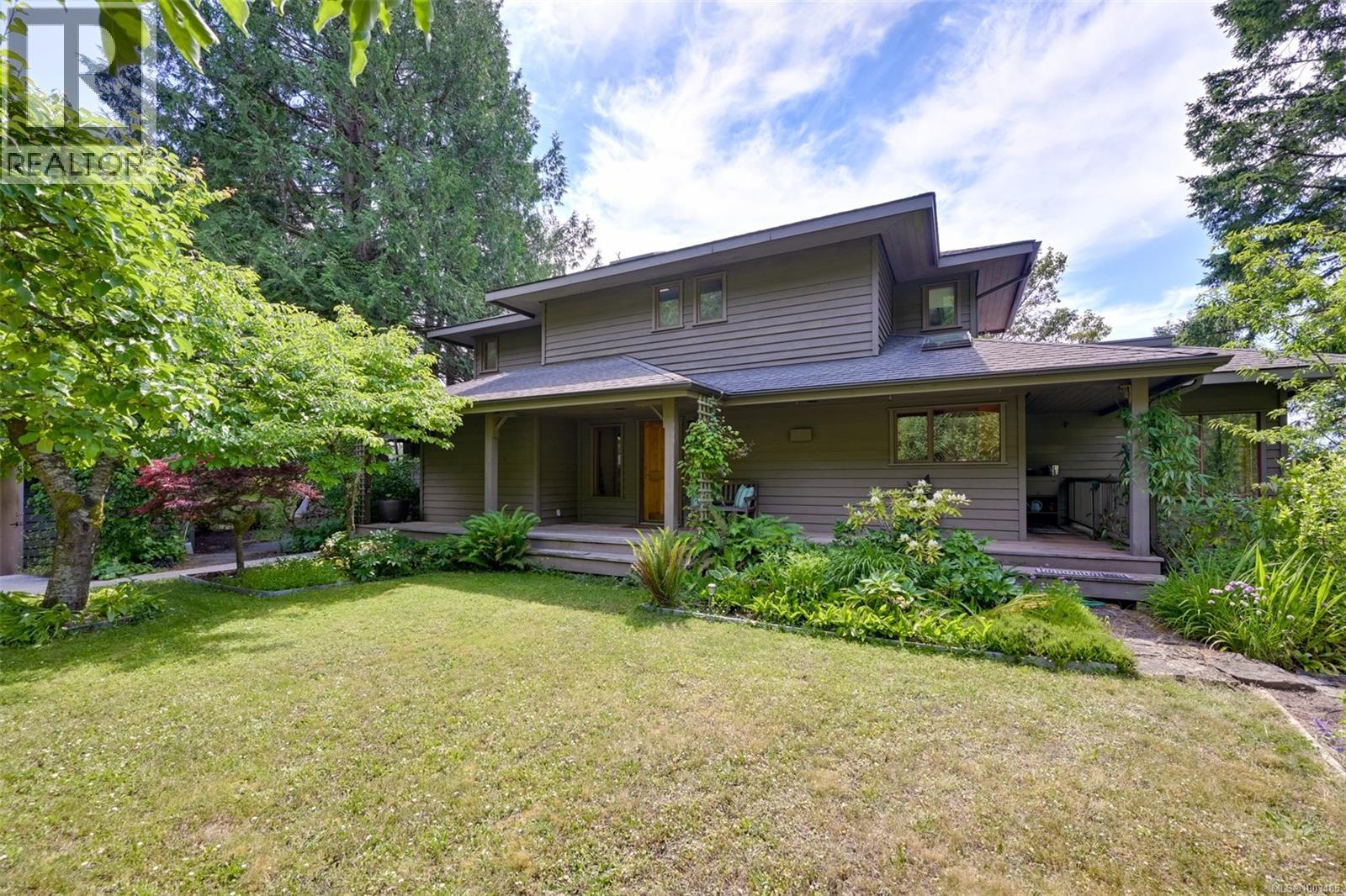 114 Arbutus Rd, Salt Spring
