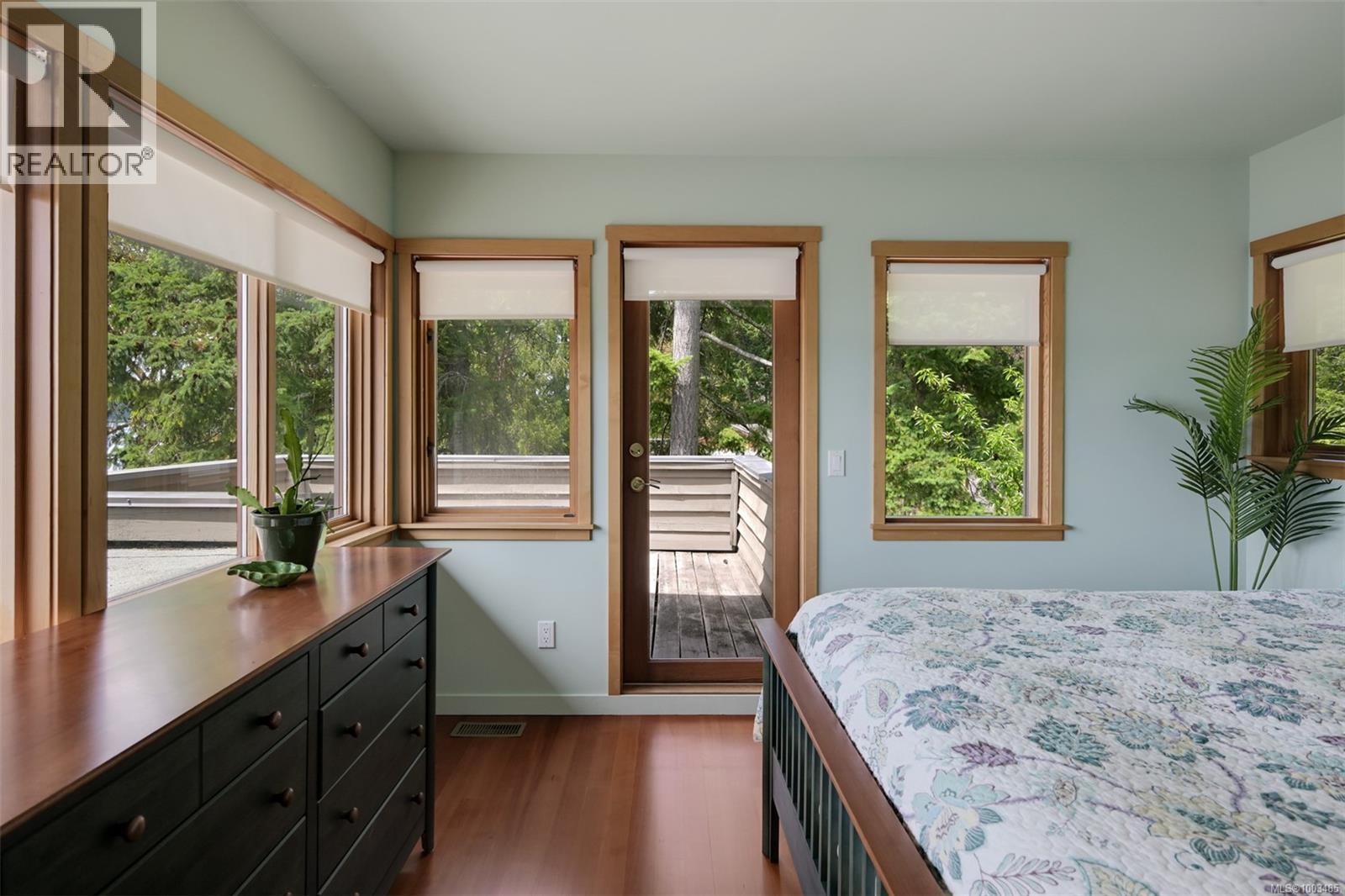114 Arbutus Rd, Salt Spring