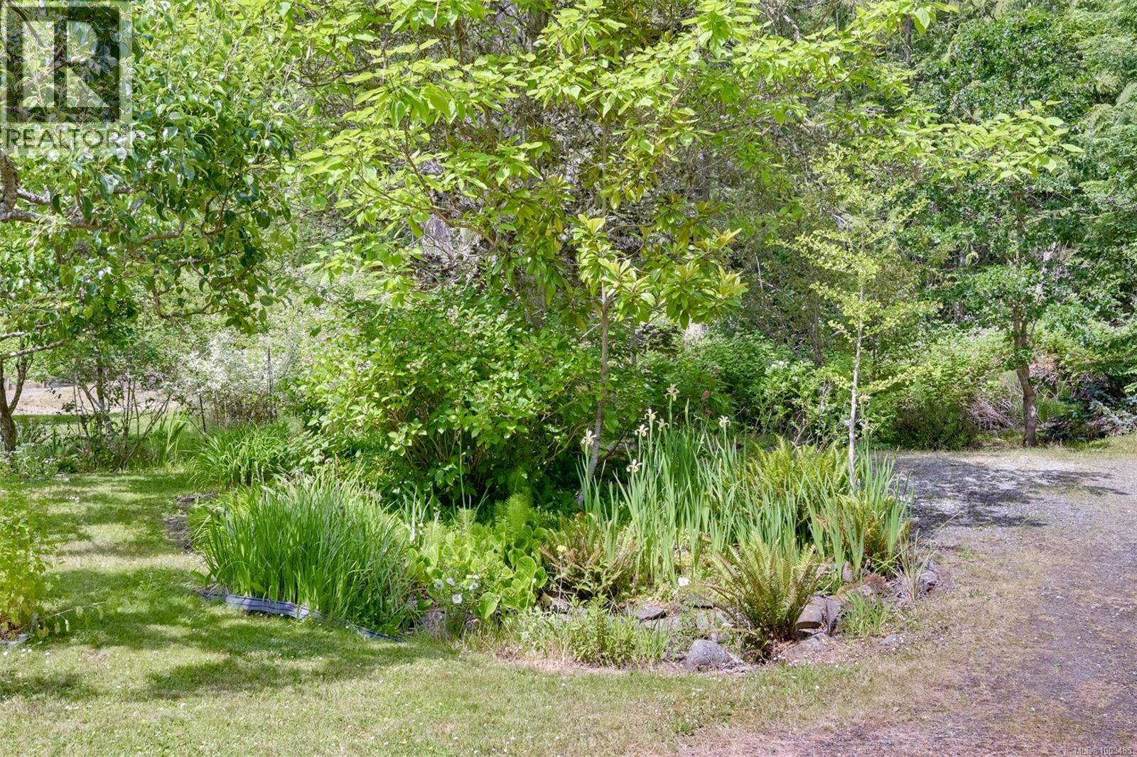 114 Arbutus Rd, Salt Spring
