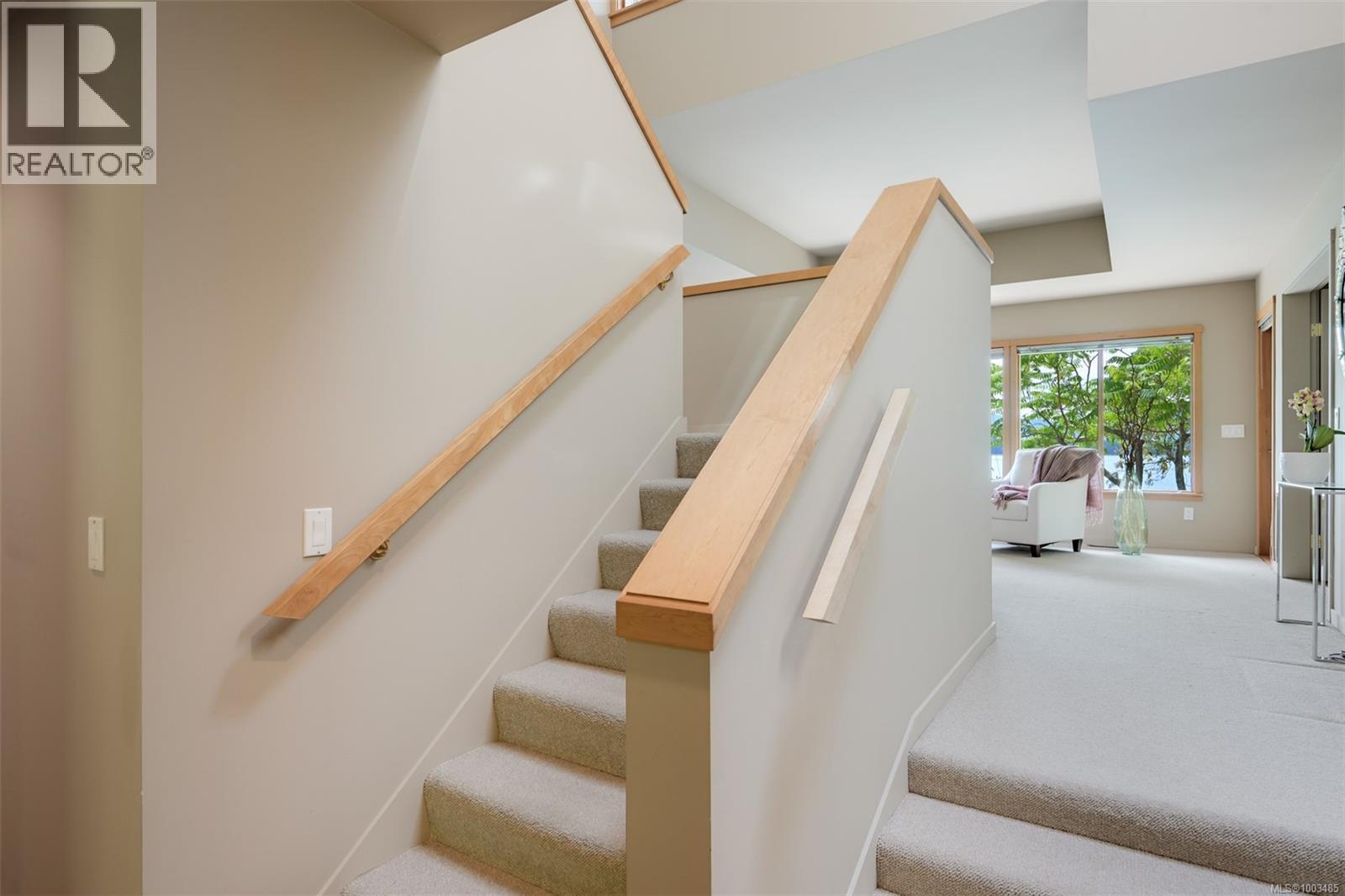 114 Arbutus Rd, Salt Spring