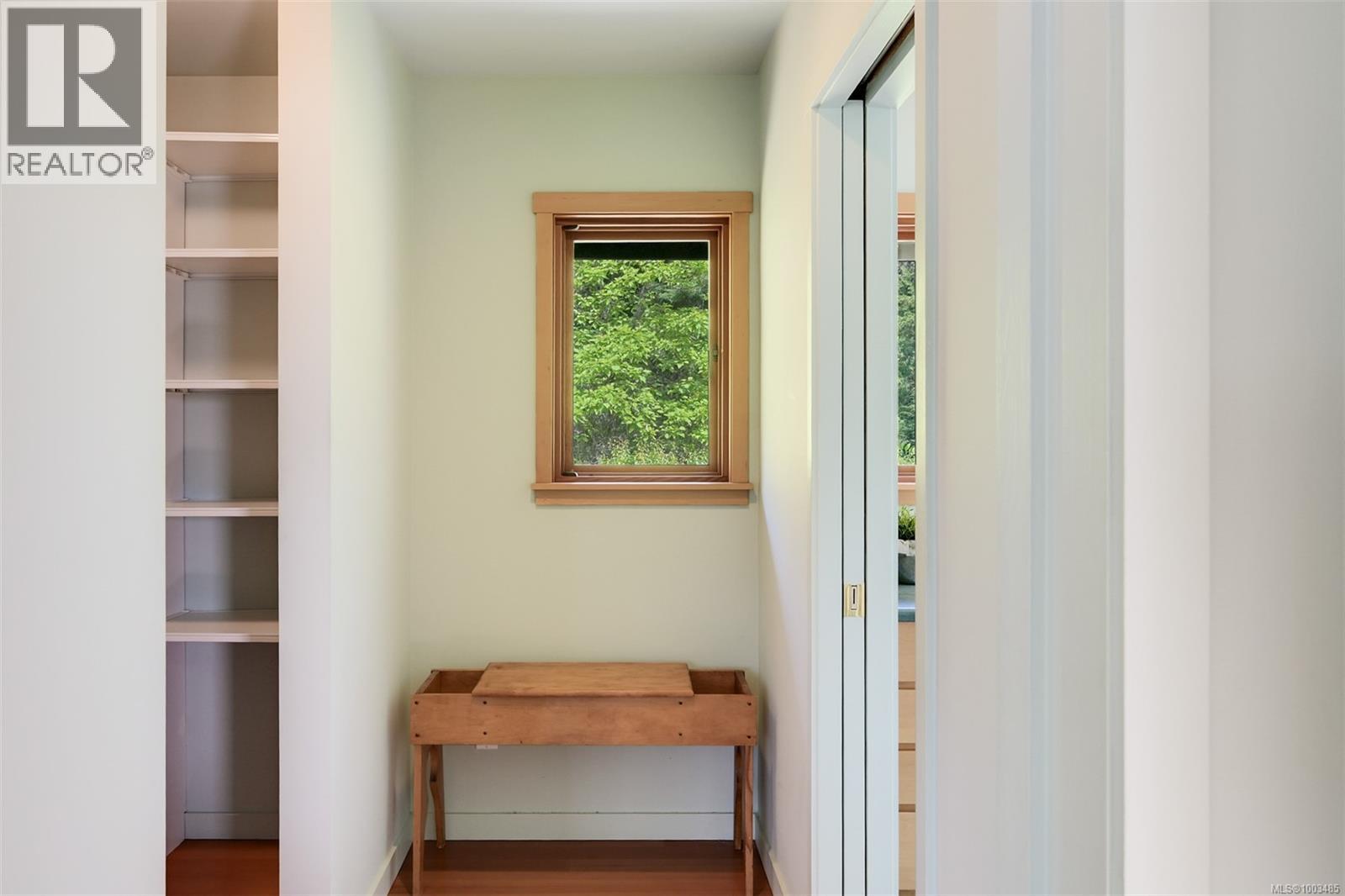 114 Arbutus Rd, Salt Spring