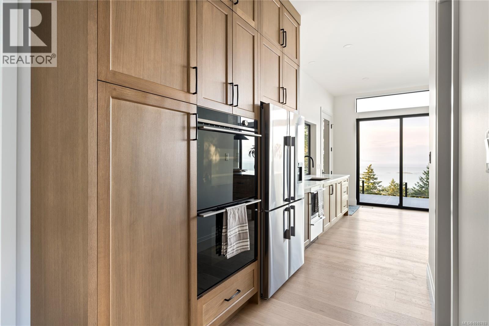 Photo 64 of 7546 Tonnerre Way, Lantzville BC