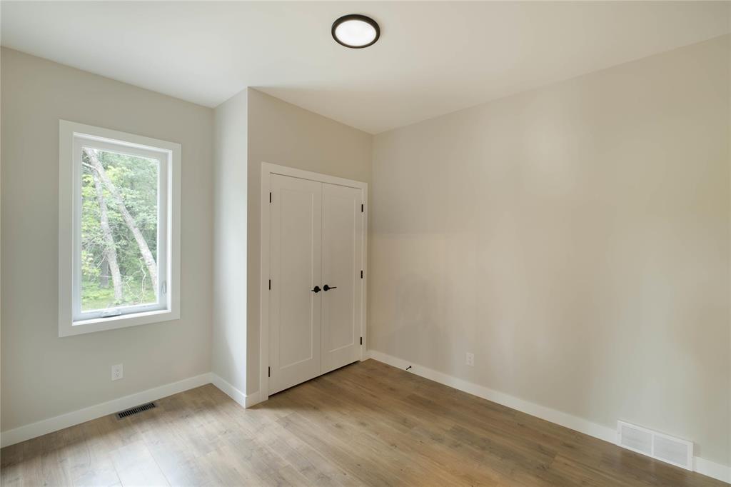 Photo 12 of 51093 Heatherdale Road, Lorette MB
