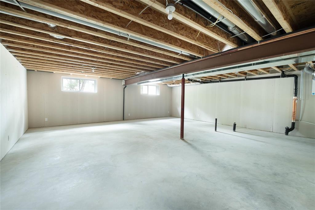 Photo 29 of 51093 Heatherdale Road, Lorette MB