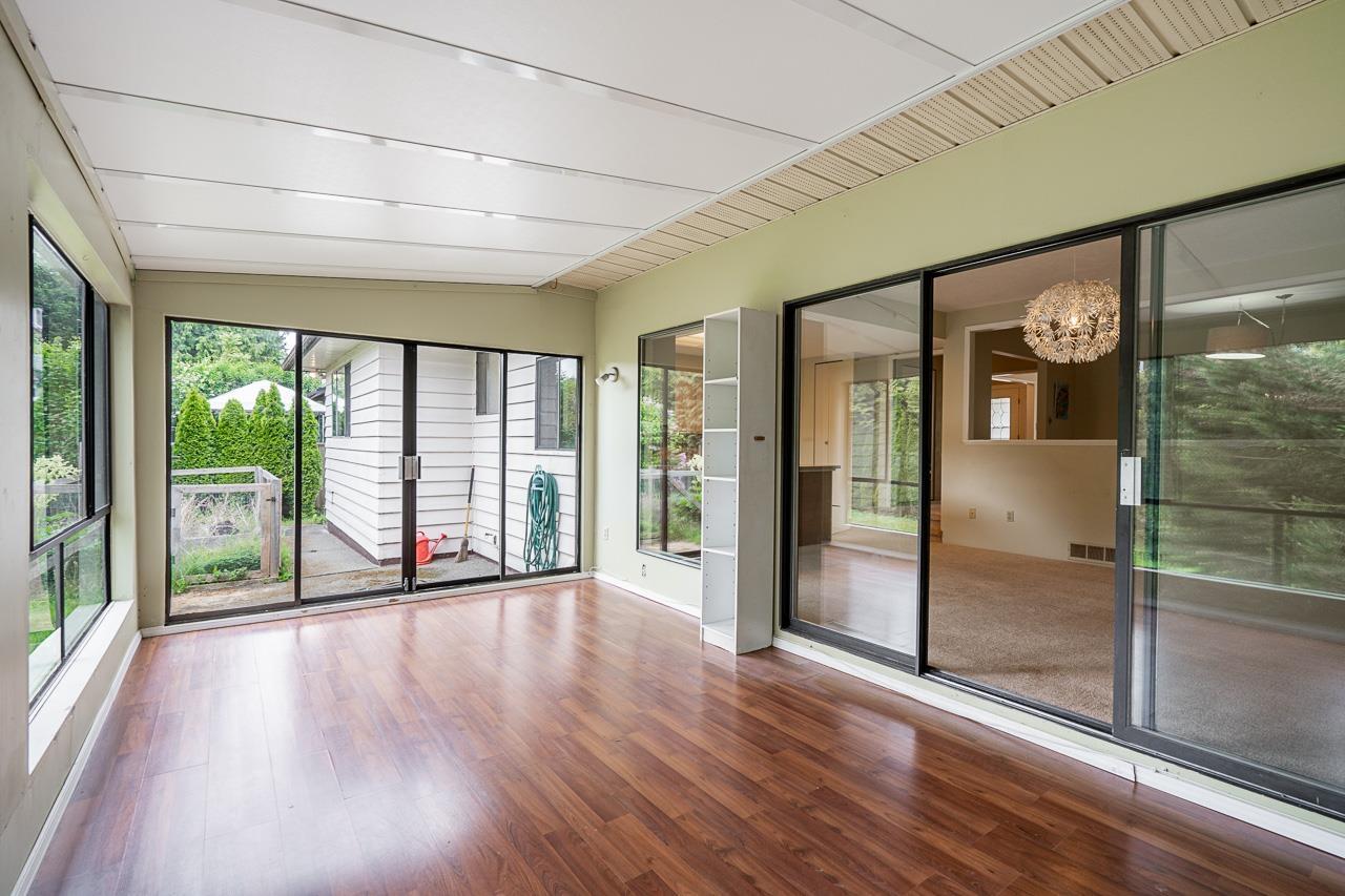 Photo 30 of 16112 10 Avenue, Surrey BC