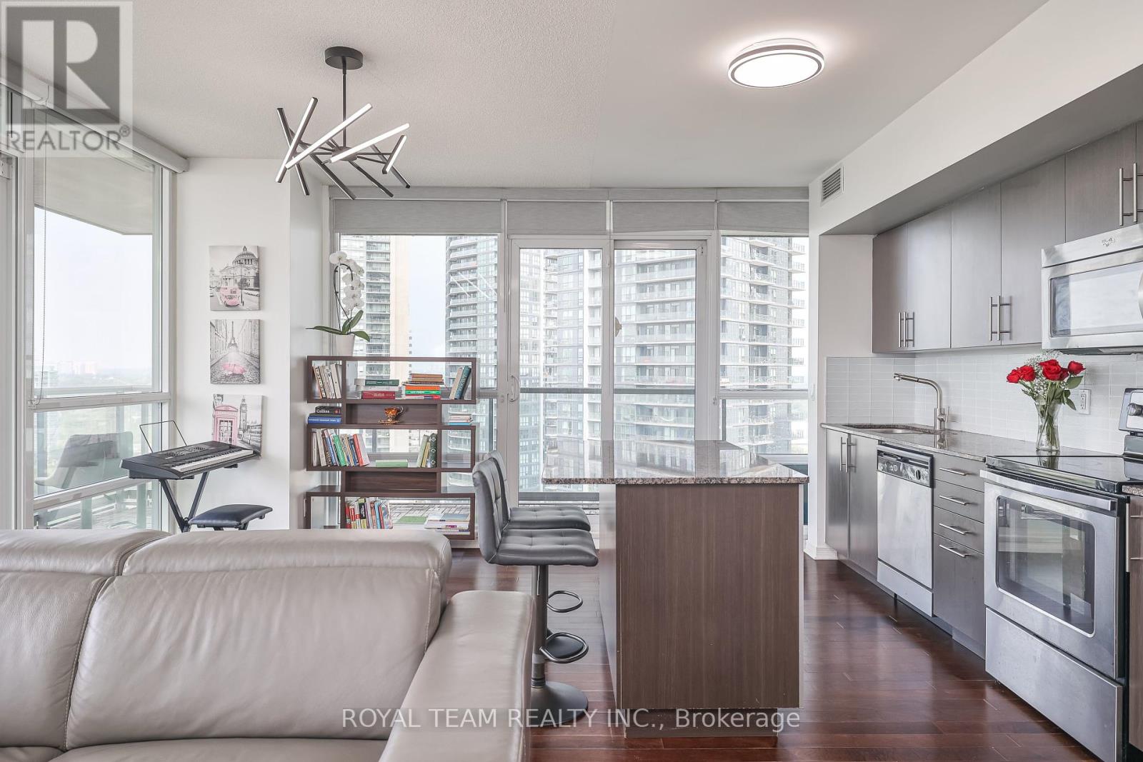 Photo 12 of 2504 2230 Lake Shore Boulevard W, Toronto ON
