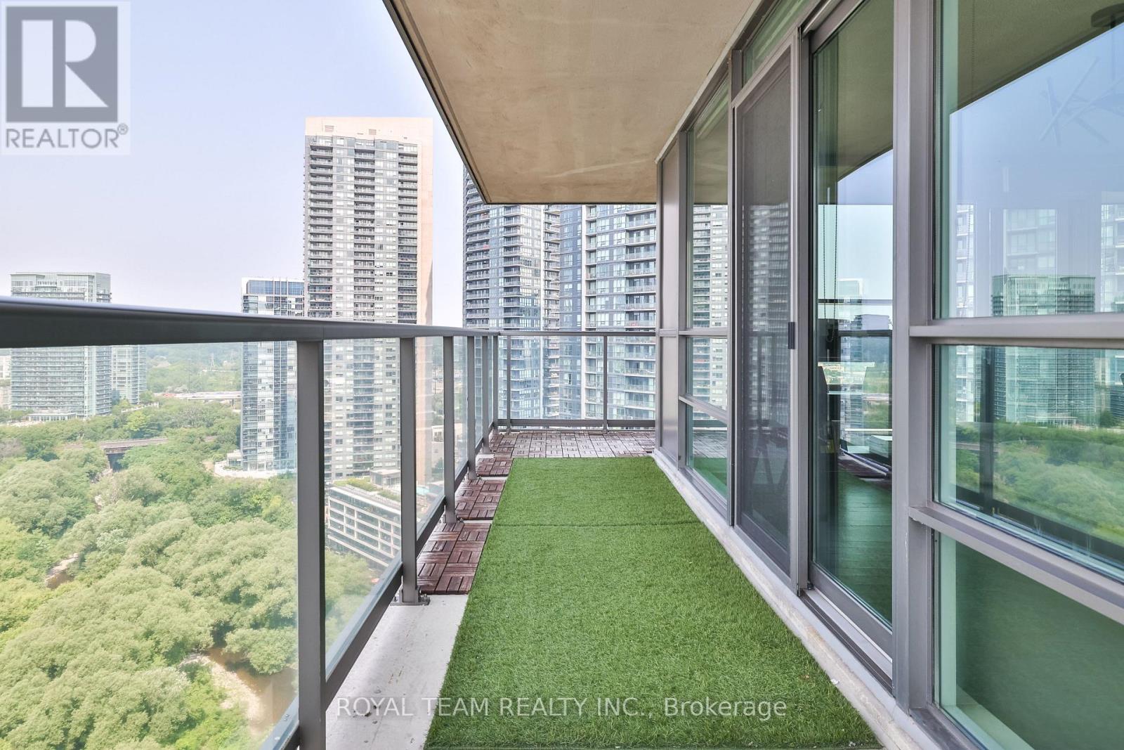 Photo 4 of 2504 2230 Lake Shore Boulevard W, Toronto ON