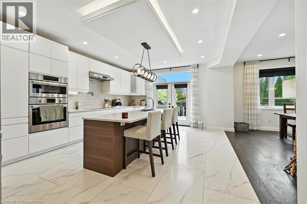 Photo 25 of 27 Blackburn Lane, Hamilton ON