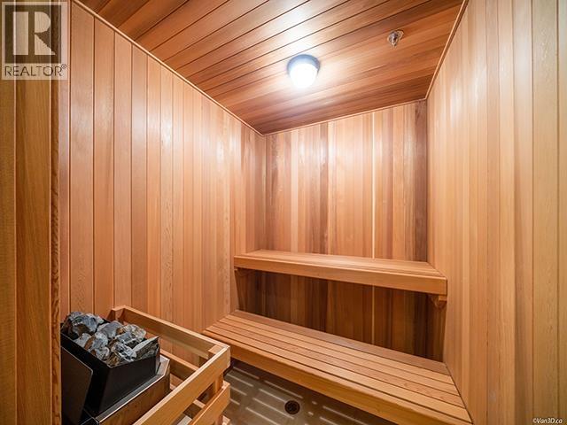 Photo 7 of 2135 W 37th Avenue, Vancouver BC