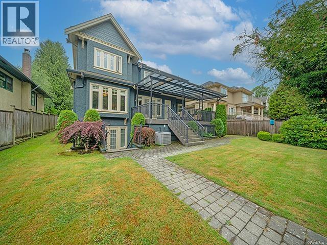 Photo 2 of 2135 W 37th Avenue, Vancouver BC