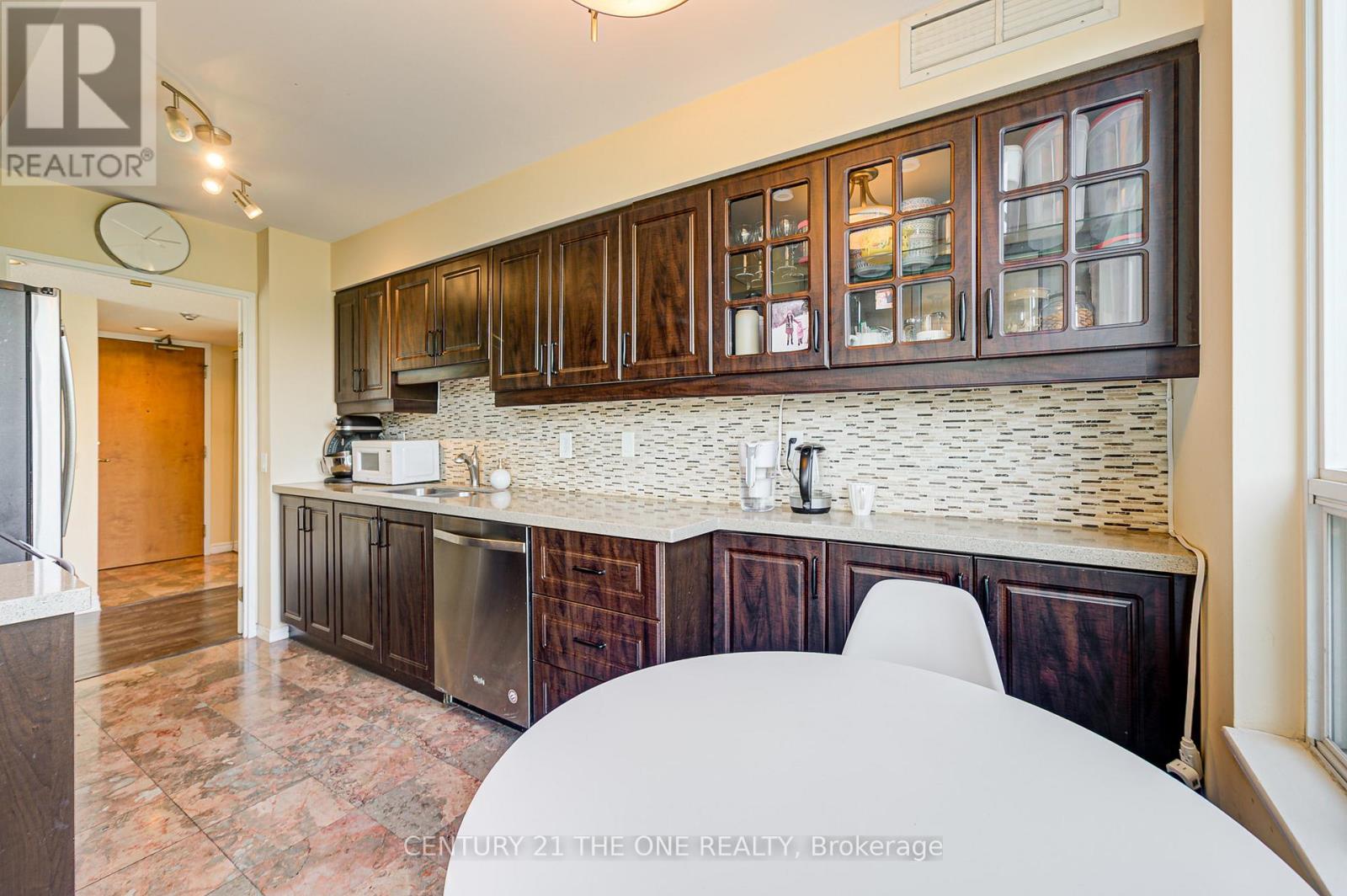 Photo 23 of 605 238 Doris Avenue, Toronto ON