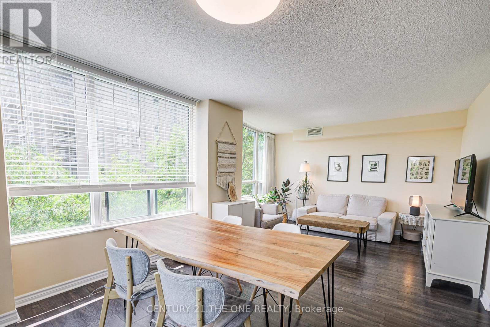 Photo 31 of 605 238 Doris Avenue, Toronto ON