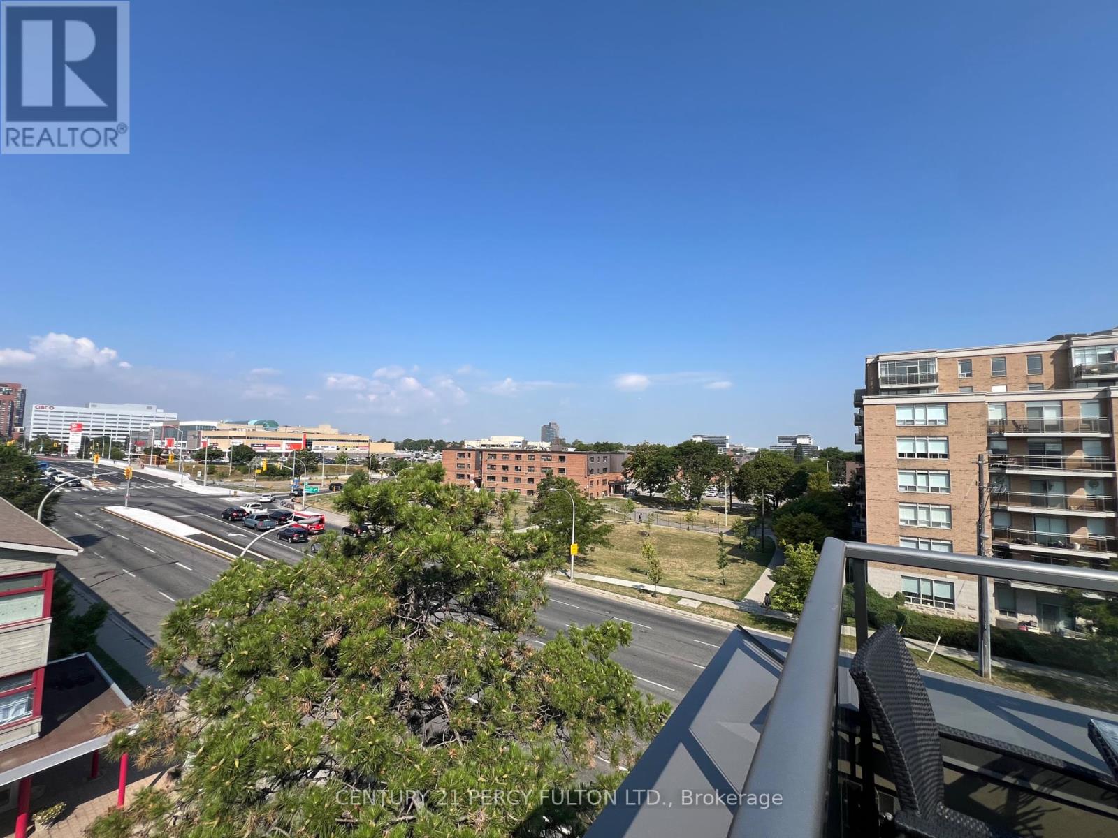 Photo 16 of 323 639 Lawrence Avenue W, Toronto ON