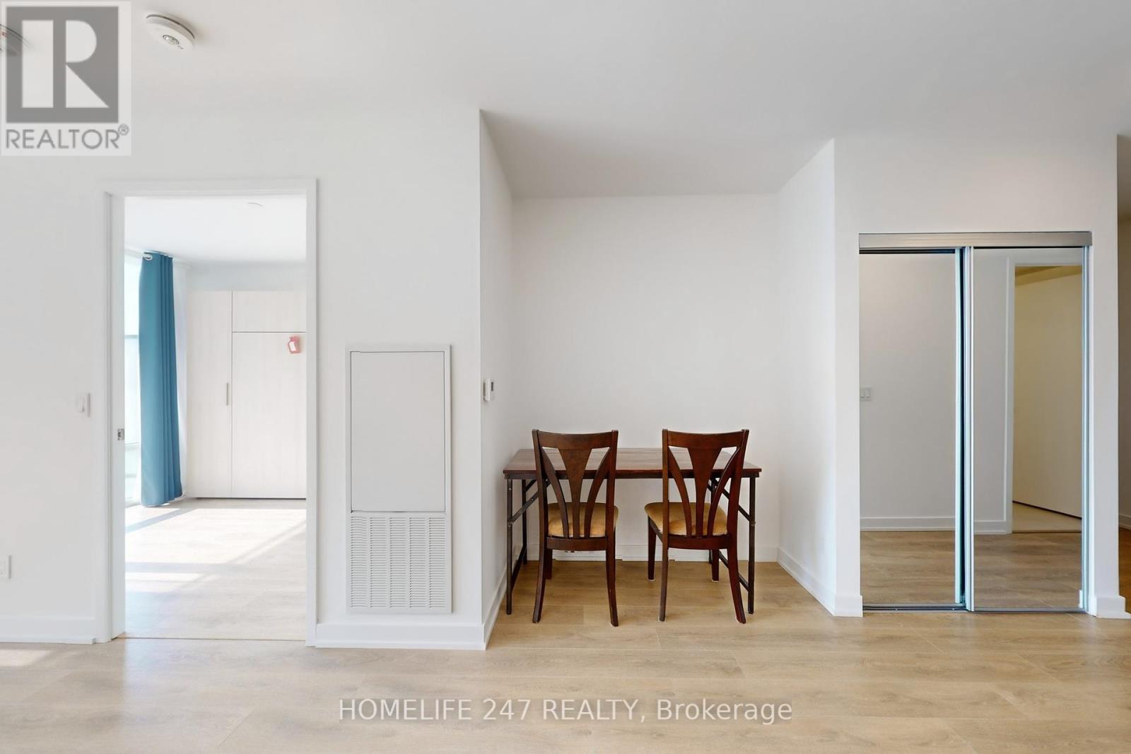 Photo 12 of 2701 501 Yonge Street, Toronto ON