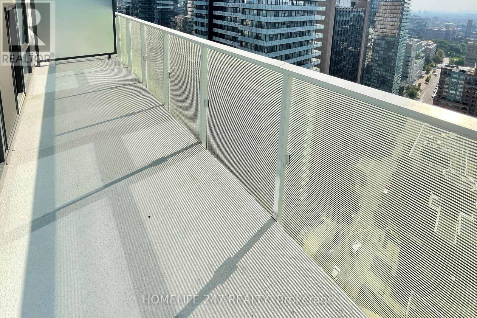 Photo 4 of 2701 501 Yonge Street, Toronto ON