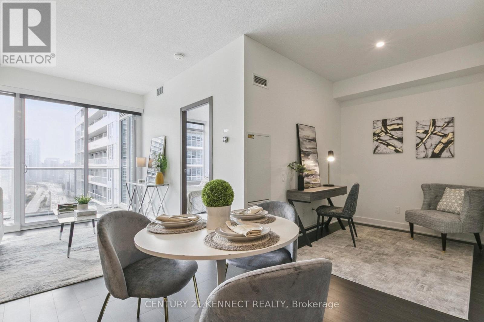 Photo 28 of 3108 19 Bathurst Street, Toronto ON