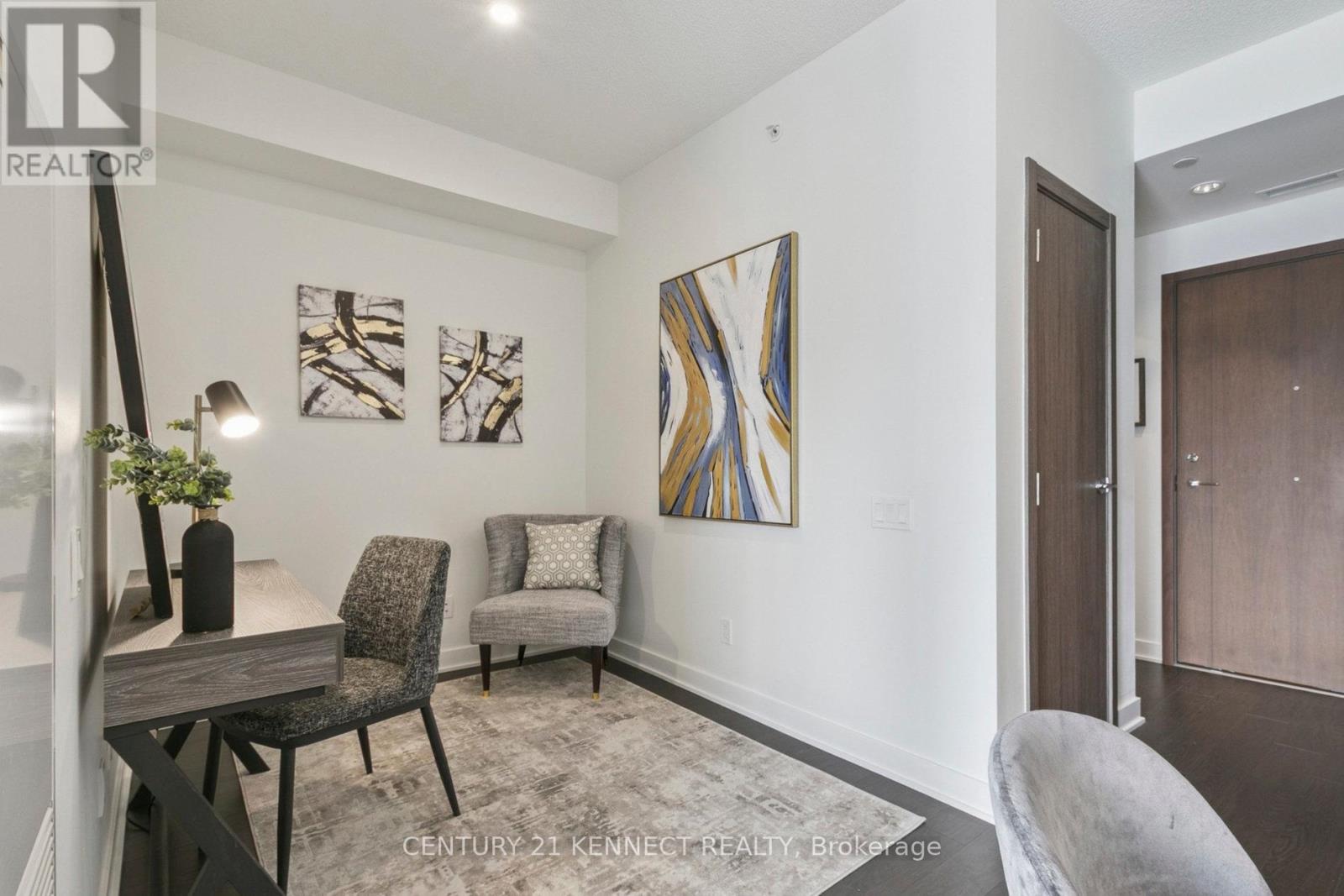 Photo 35 of 3108 19 Bathurst Street, Toronto ON