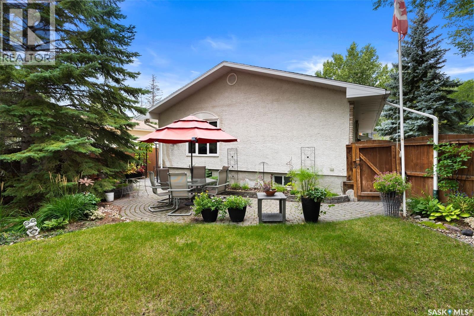 Photo 35 of 86 Langley Street, Regina SK