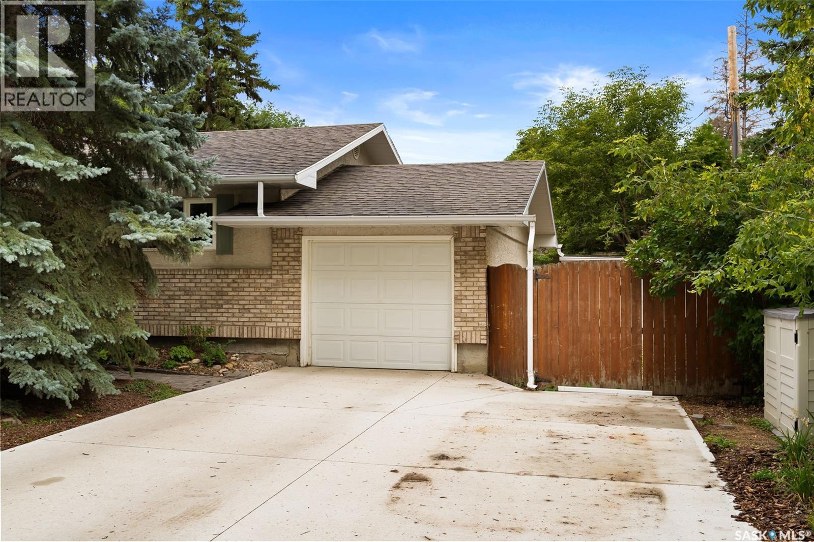 Photo 38 of 86 Langley Street, Regina SK