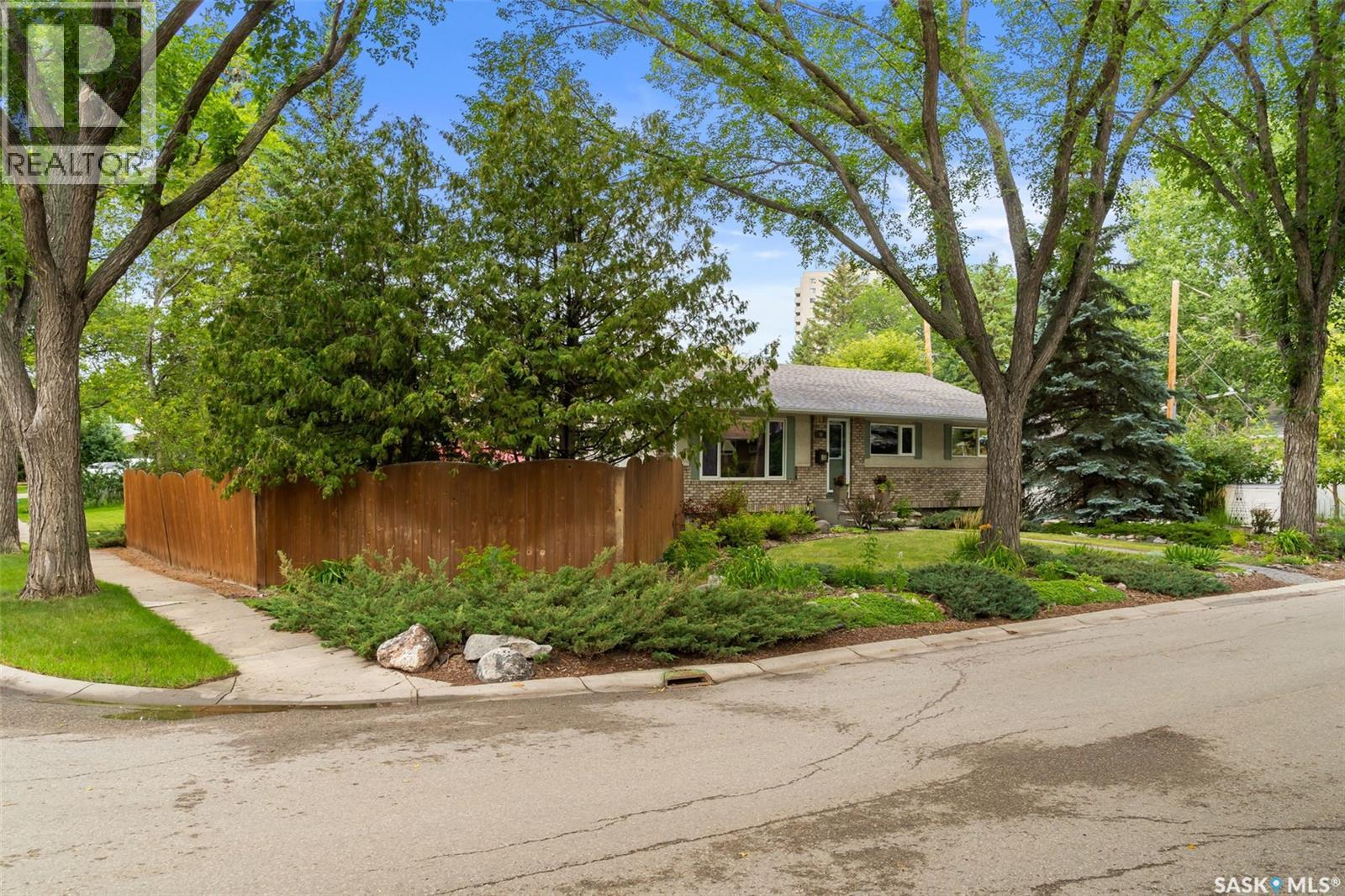 Photo 40 of 86 Langley Street, Regina SK