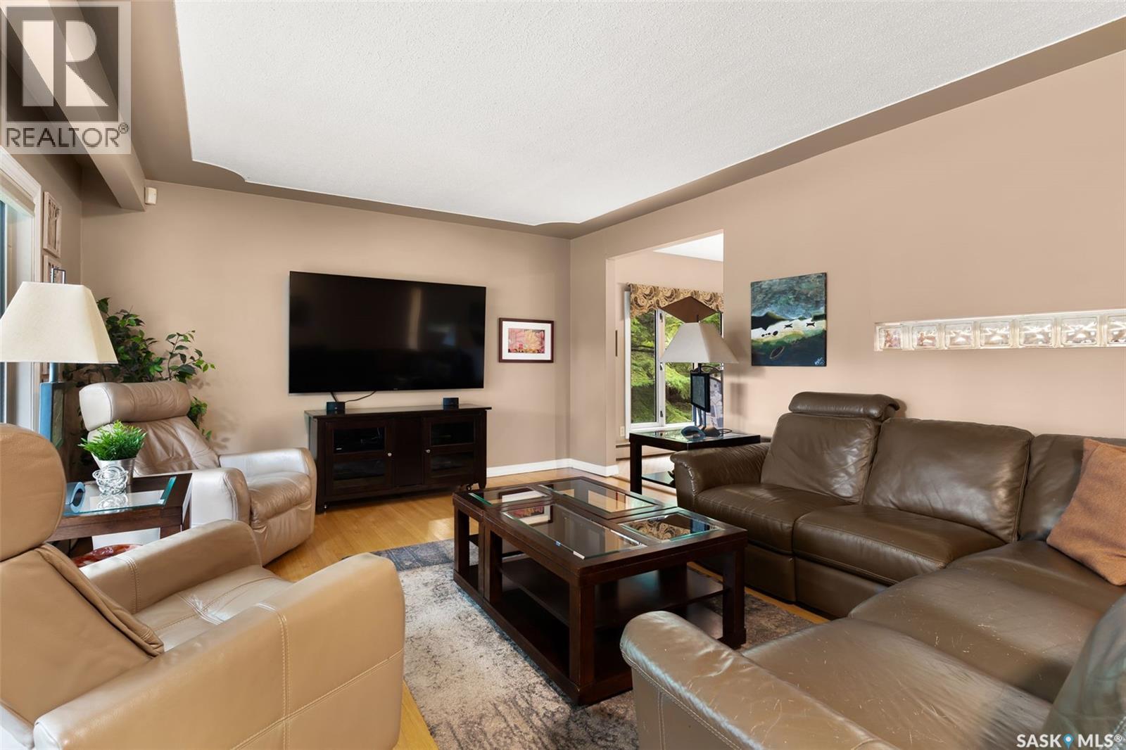 Photo 5 of 86 Langley Street, Regina SK