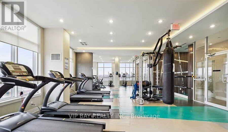Photo 26 of Nw 817 9201 Yonge Street, Richmond Hill ON