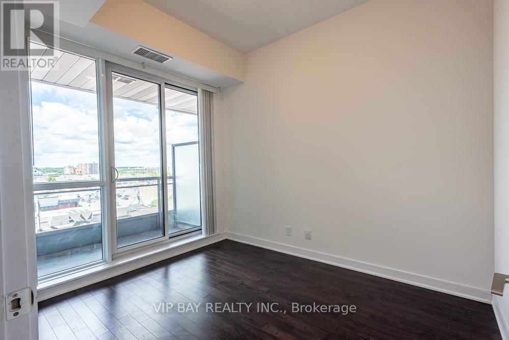 Photo 19 of Nw 817 9201 Yonge Street, Richmond Hill ON