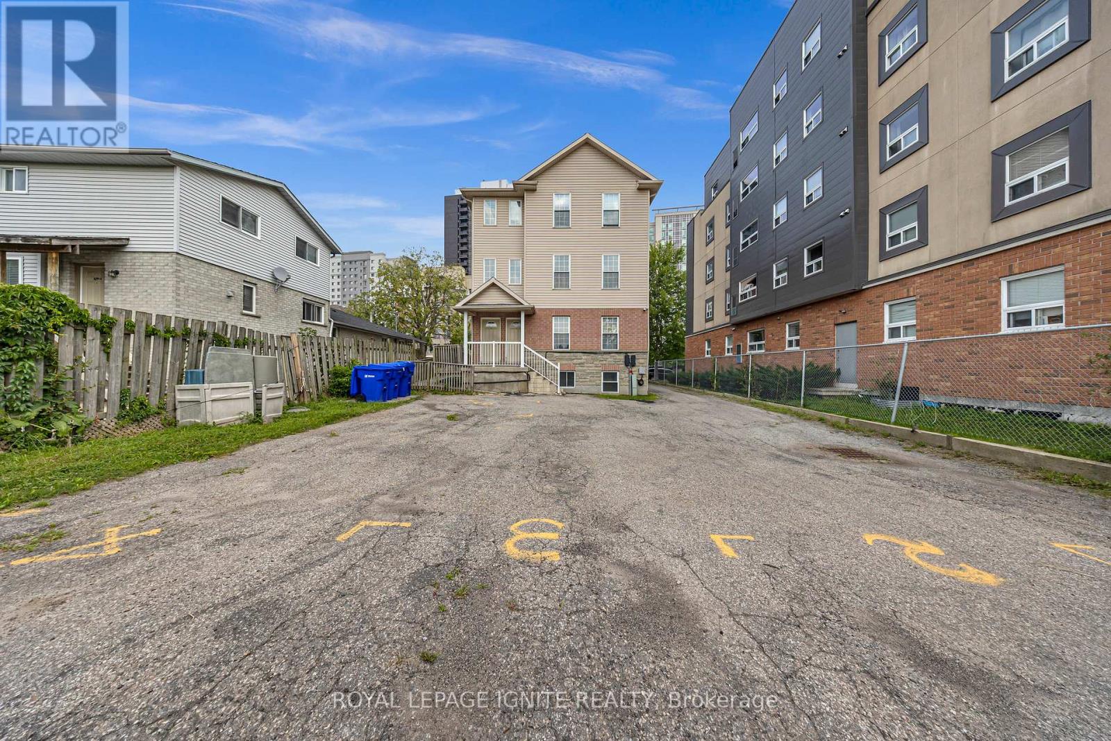 Photo 43 of 327 Spruce Street, Waterloo ON